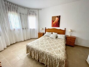 4 habitaciones y wifi gratis 