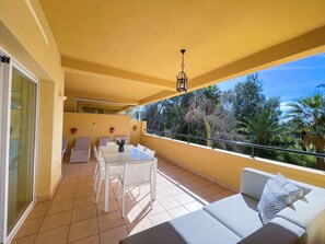 Outdoor dining - Green Life Village . (Marbella)