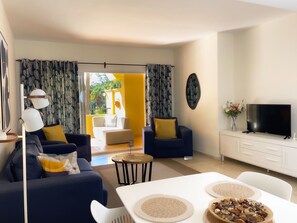 TV - Green Life Village . (Marbella)