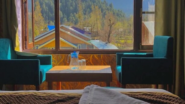 WiFi (free), bed sheets - Sarwa Cottage (Baramula)