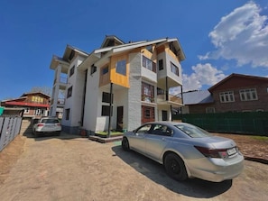 Bagian depan properti