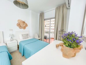 1 chambre, fer et planche à repasser, lit parapluie, Wi-Fi gratuit