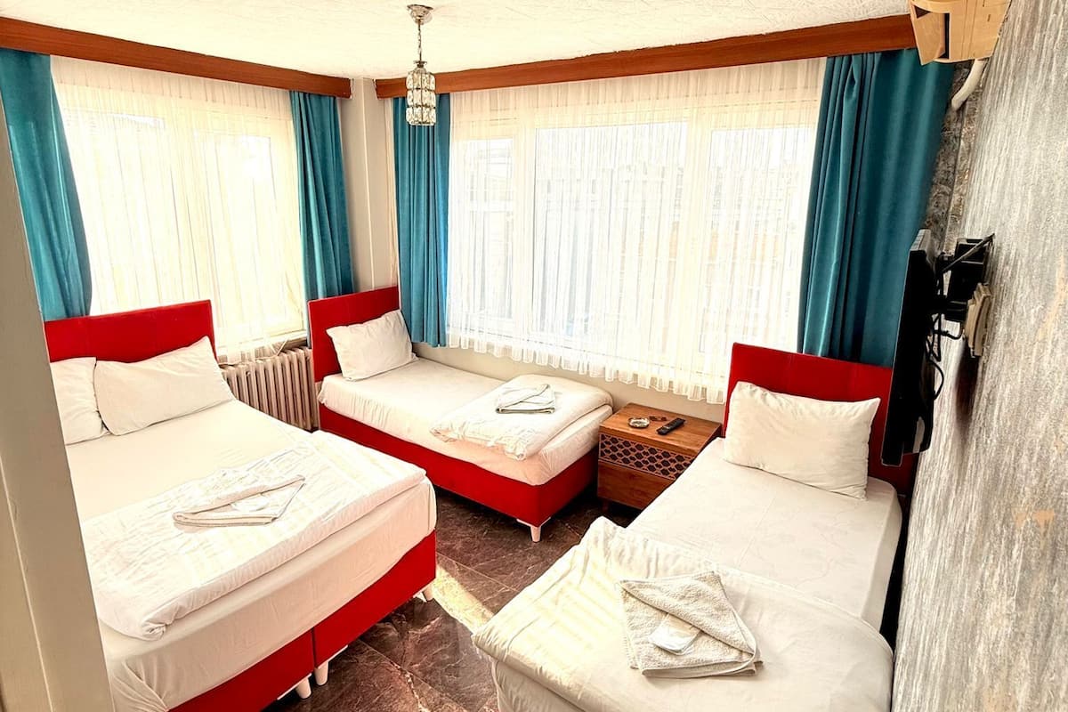 Standard-Dreibettzimmer, Mehrere Betten