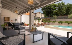 Outdoor dining - Stunning home in Porec (Porec)
