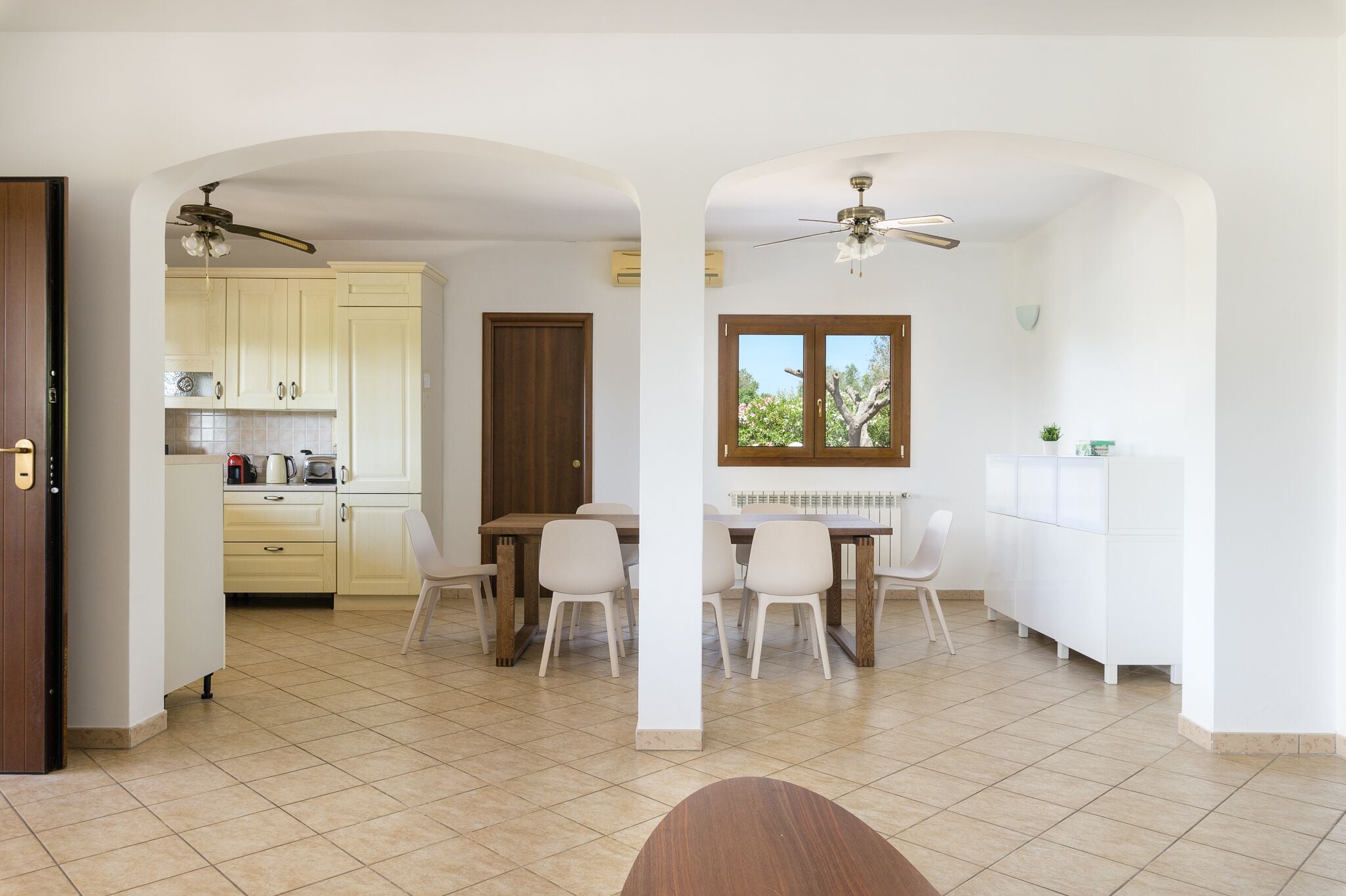 Vila | Cozinha privada | Geladeira grande, micro-ondas, fogão, cooktop