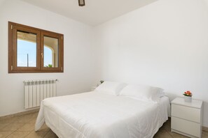 Villa | 4 slaapkamers, een strijkplank/strijkijzer, gratis wifi, beddengoed