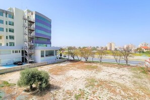 Exterior - Comfy 3bdr | Near SALT LAKE | 100MBit Internet (Larnaca)