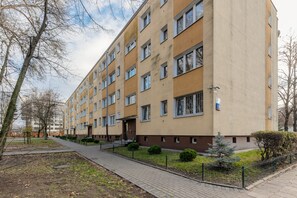 Exterior - Family Apartment With Balcony by Renters (Warsaw)