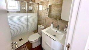 تجهيزات دش، مجففات شعر