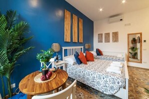 1 bedroom, iron/ironing board, WiFi, bed sheets - New Charming Studio Unit in the Heart of Trastevere - Studio 3 (Roma)