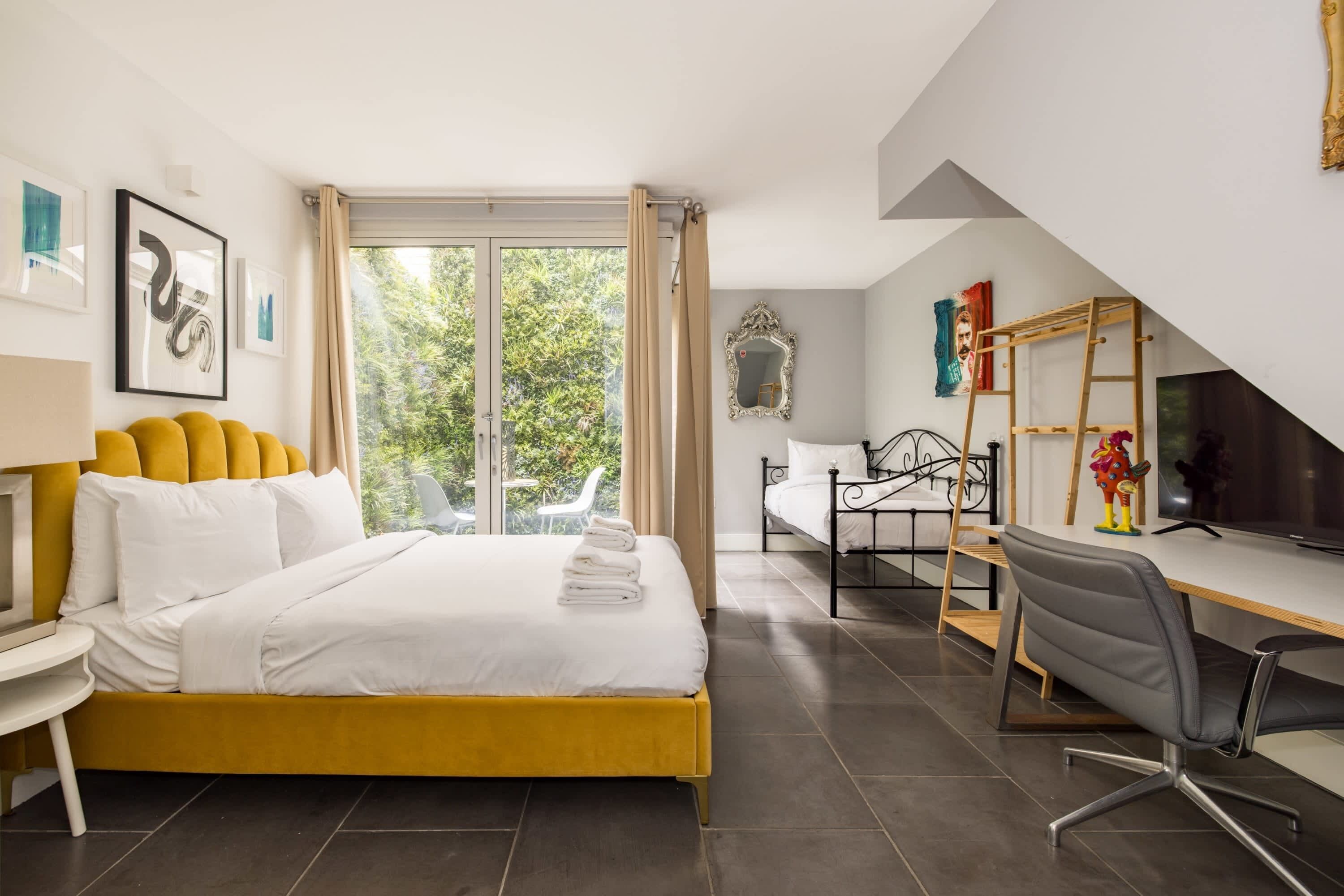 3 bedrooms, iron/ironing board, travel cot, WiFi