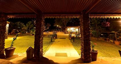 Hotel Castle Rock Mount Abu by SAH