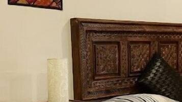 Habitación doble Deluxe | Insonorización, tabla de planchar con plancha y wifi gratis