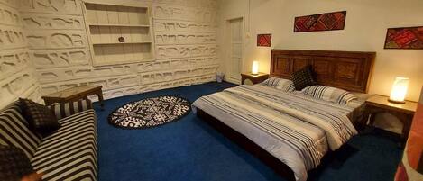 Deluxe Double Room | Soundproofing, iron/ironing board, free WiFi