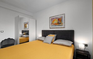 4 Schlafzimmer, Reisekinderbett, kostenloses WLAN, Bettwäsche
