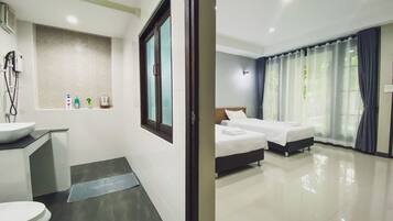 Standard Twin Room | Garden view