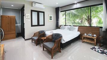 Family Room | Free WiFi, bed sheets