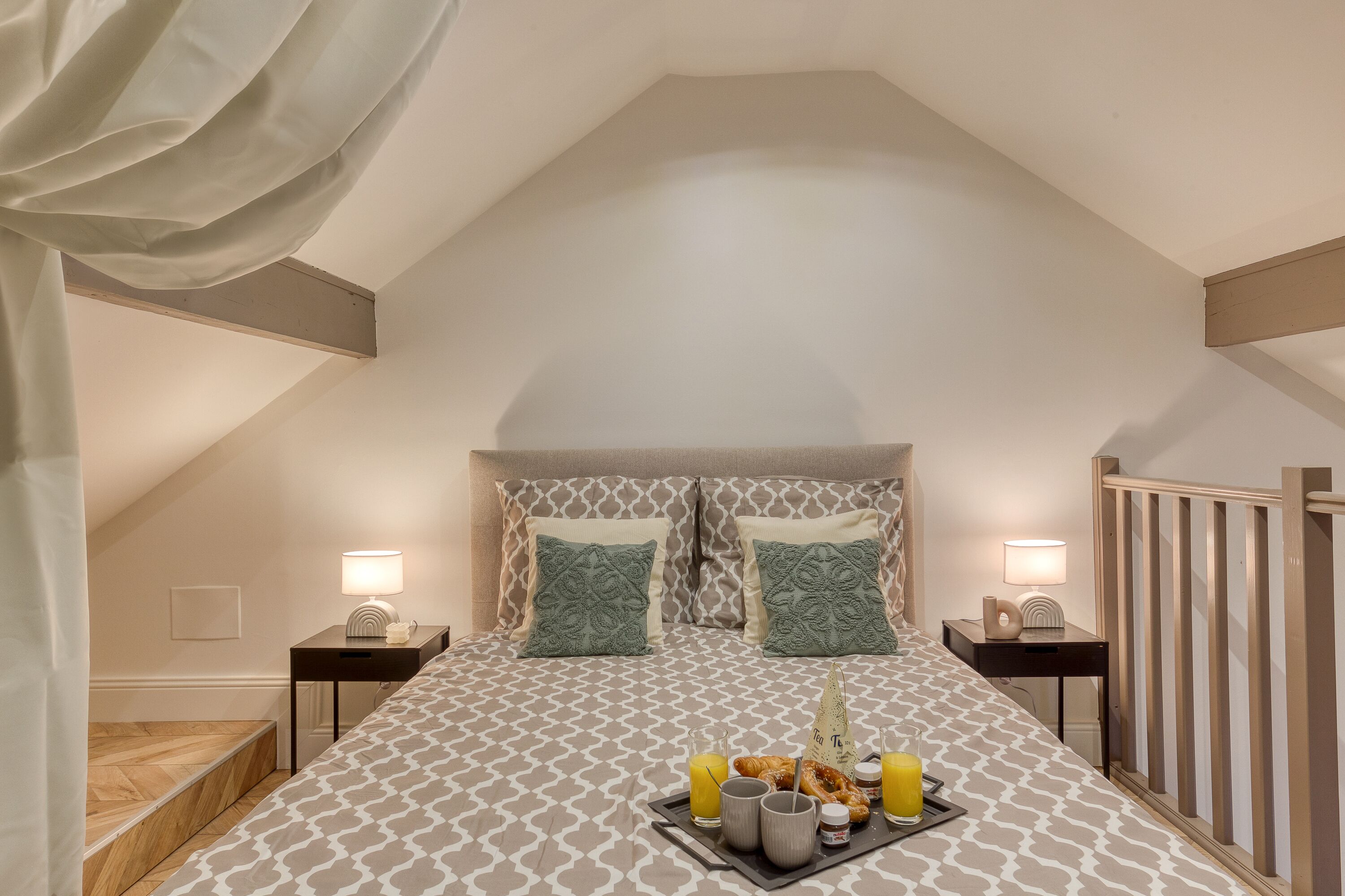 1 habitación, tabla de planchar con plancha, wifi y ropa de cama 