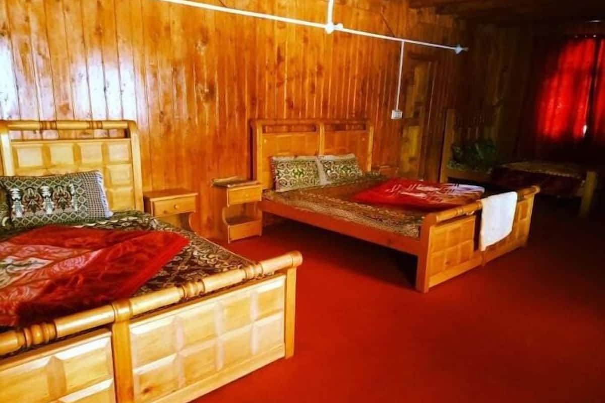 Standard Double Room | Soundproofing, iron/ironing board, free WiFi