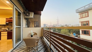 Superior Two-Bedroom Apartment | 테라스/파티오