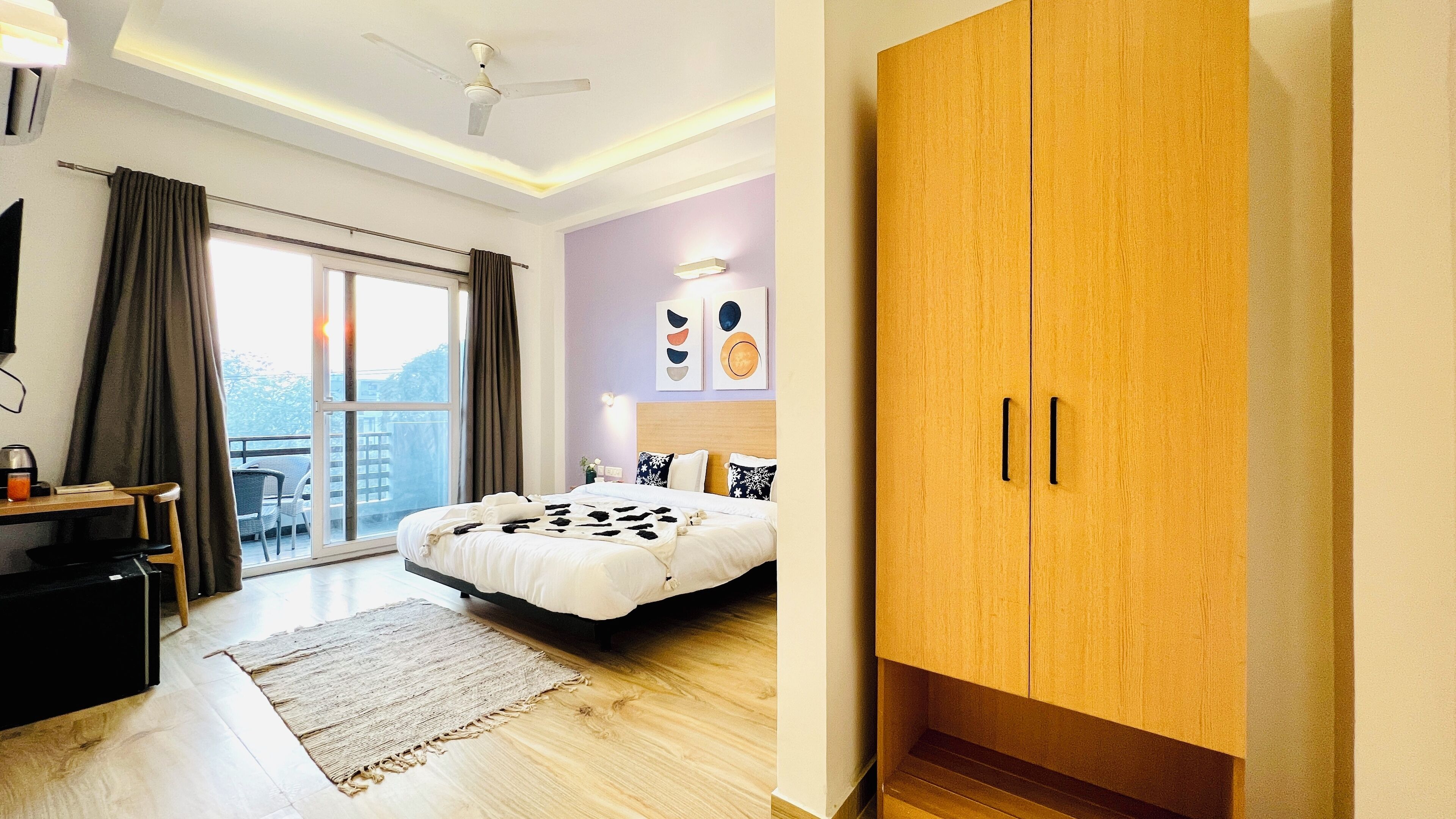 Deluxe Room with Balcony