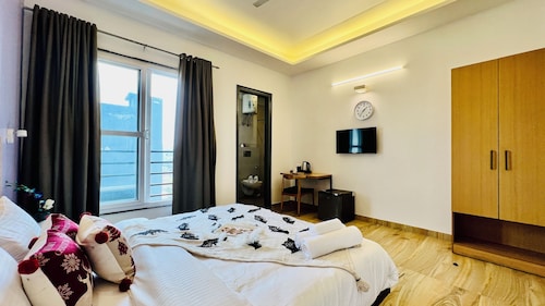 ZEN Medicity - Boutique Hotel Gurgaon