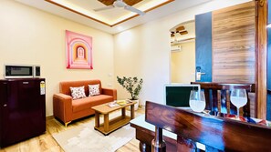 Standard One Bedroom Apartment | Living area | Flat-screen TV -  ZEN Medicity - Boutique Hotel Gurgaon (Gurugram)