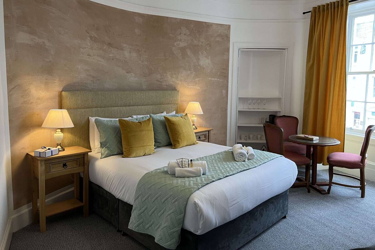 Classic Room | Free WiFi