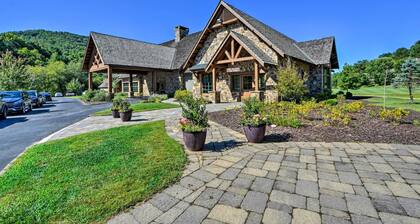 Newly Renovated Sky Valley Condo w/ Mtn Views