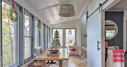 'the Chalet on Sinclair' w/ Private Dock & Kayaks!