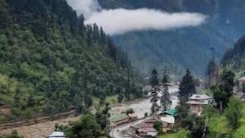 Deluxe Double Room | Mountain view