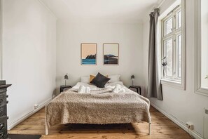 5 chambres, fer et planche à repasser, lit parapluie, Wi-Fi