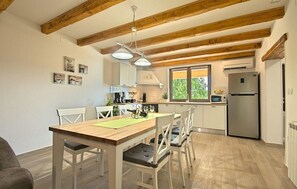 Refrigerador, horno, parrilla de estufa y lavavajillas 