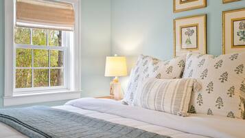1 bedroom, WiFi (free), bed sheets