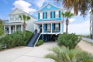 Exterior - ShoreThing Oceanfront 5 Bedrooms (Surfside Beach)