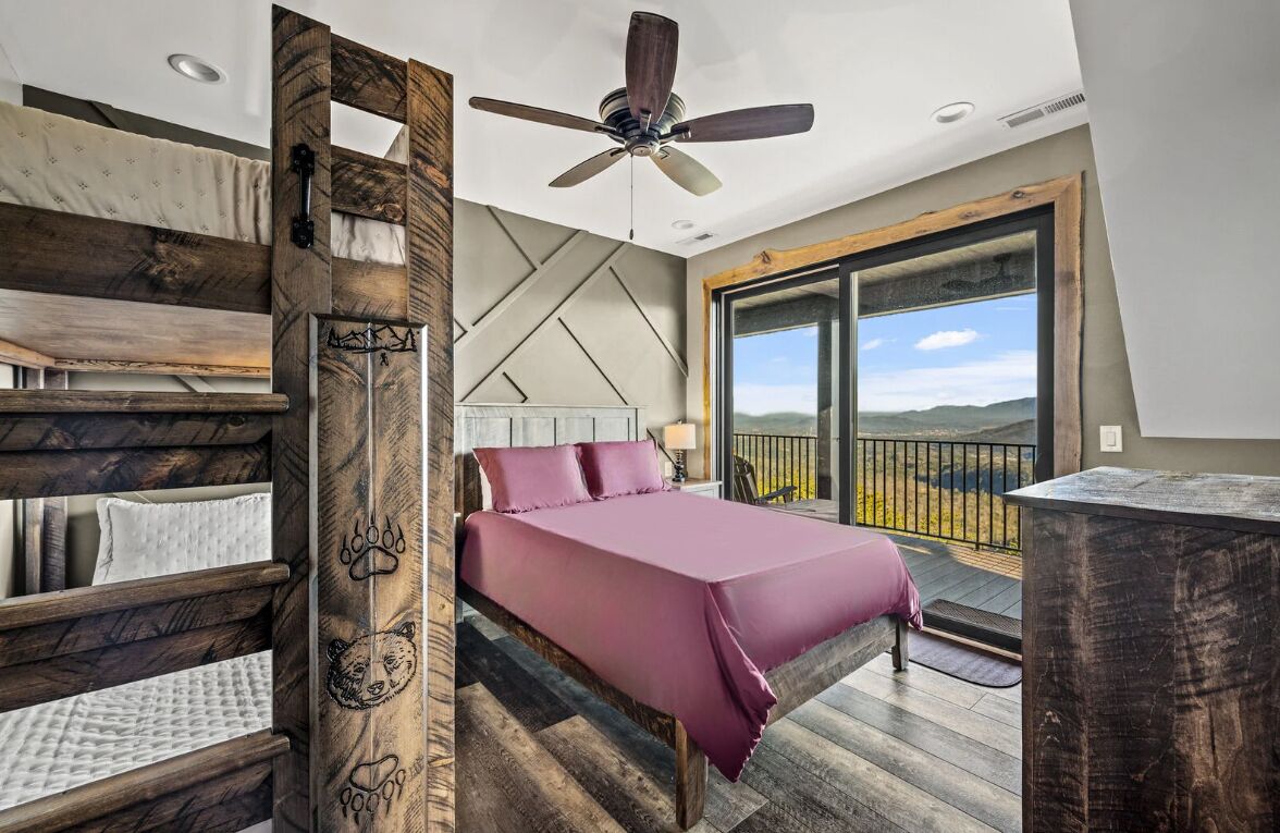 Majestic Paradise ~ Pickleball Court ~ Indoor Pool ~ Spectacular