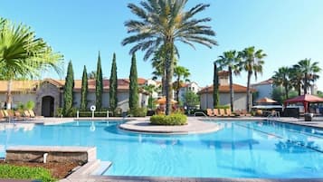 Condo, 2 habitaciones | Alberca