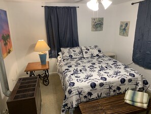 Studio | Free WiFi - Beach Side Studio #2 Apts by RedAwning (Norfolk)