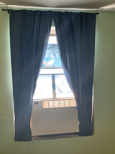 Beach Side Studio #3 Apts by RedAwning