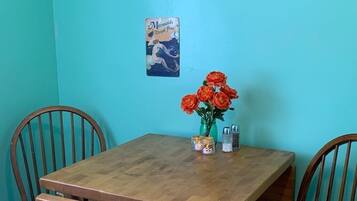 Apartment, 1 Bedroom | Dining