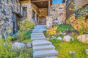 House, 4 Bedrooms | Property grounds - 4418 Columbine Drive 4 Bedroom Home by RedAwning (Vail)