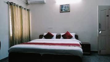 Double Room | Desk, free WiFi