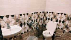 Double Room | Bilik Mandi