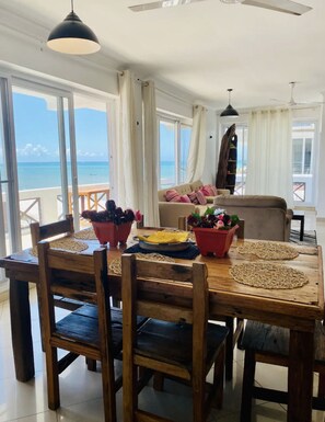 Living area - Kawe Beach Apartments (Dar es Salaam)