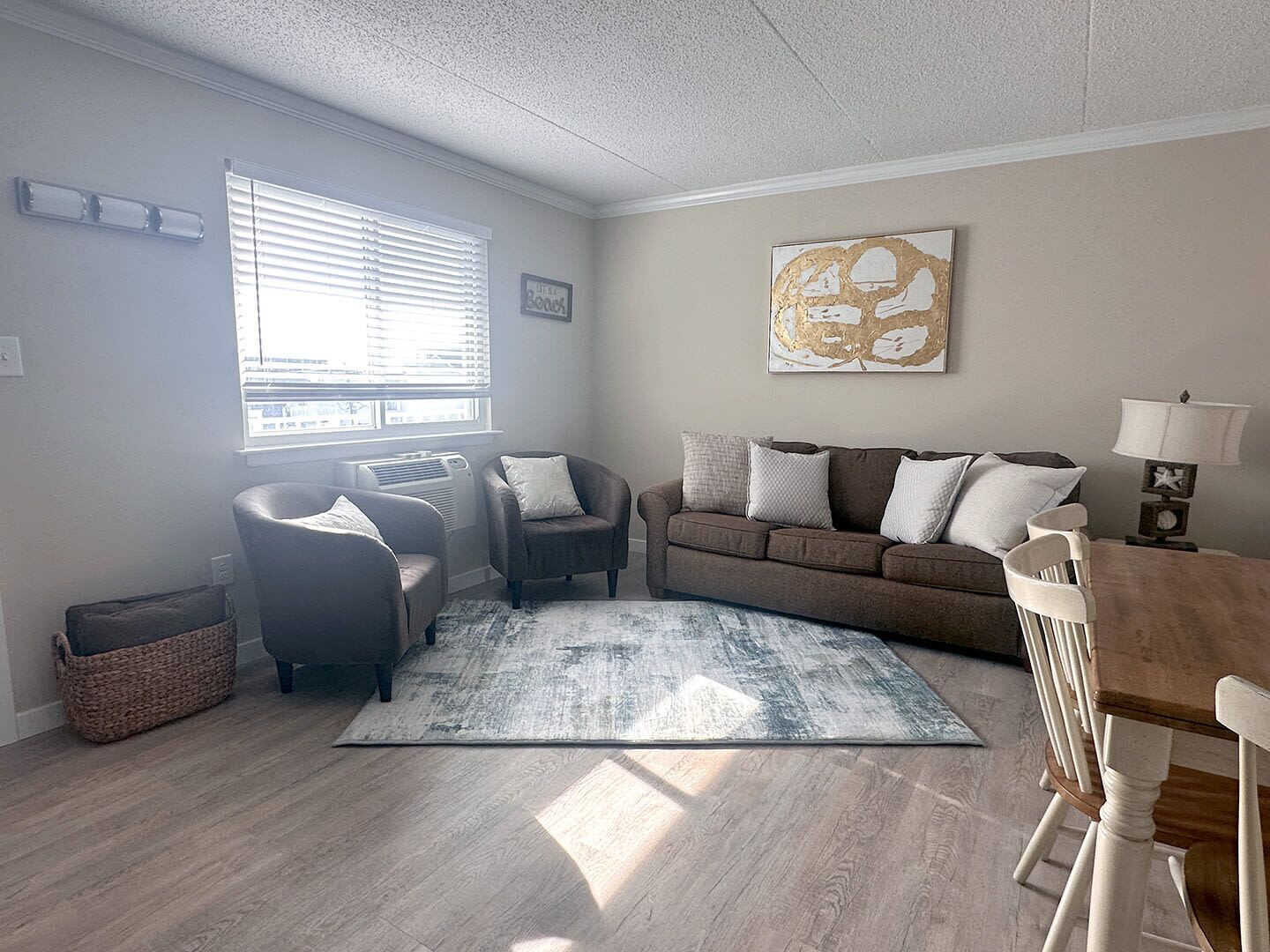 Téléviseur, bureau