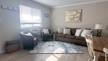 Téléviseur, bureau