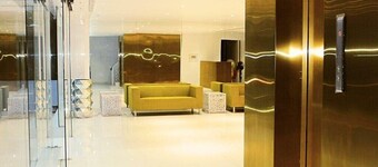 Hotel Layalee Grande Chennai