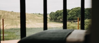 Nuthatch Elevated Treehouse