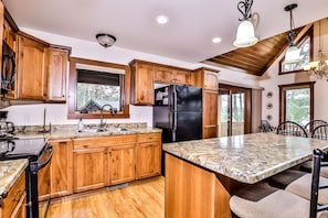 Fridge, microwave, oven, stovetop - Stepaway Vacation Rentals-LCR#3 (St. Germain)