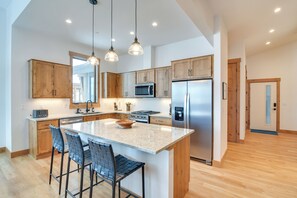 Interior - Winter Park Retreat: Balcony, Hot Tub & Fireplace! (Fraser)